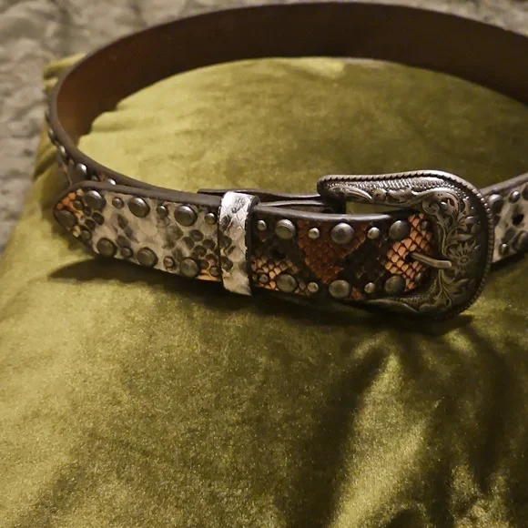 Angel Ranch Python Belt - Picture 5 of 7